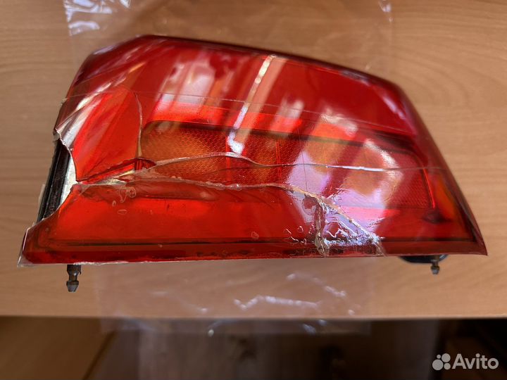 Оригинальный заднмй фонарь LED Киа Соренто 2