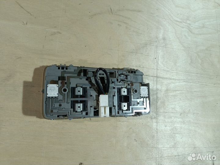 Плафон салонный для Nissan X-Trail (T31) 2007-2014