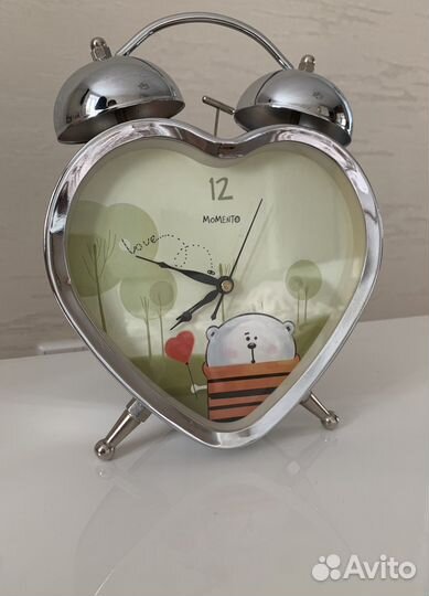 Часы будильник Momento