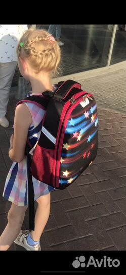 Рюкзак школьный с ортопедической спинкой