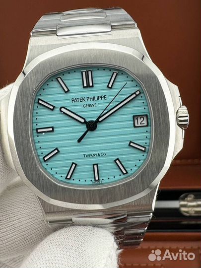 Часы Patek Philippe Nautilus Tiffany с коробкой