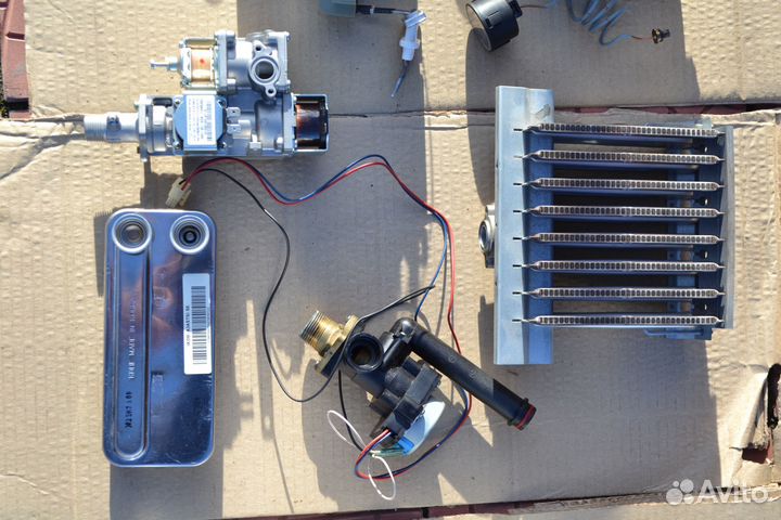 Запчасти для газового котла Navien Deluxe-20K