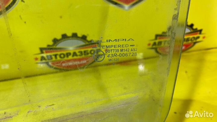 Стекло двери передней левой Mitsubishi Lancer IX