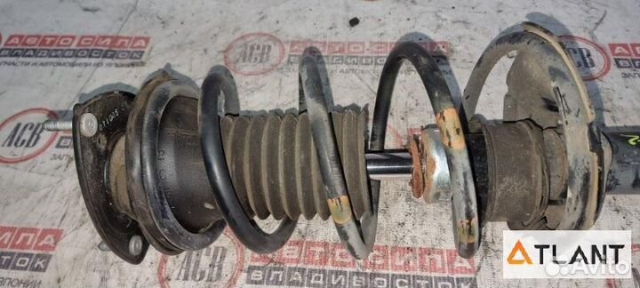 Стойка передняя правая toyota porte