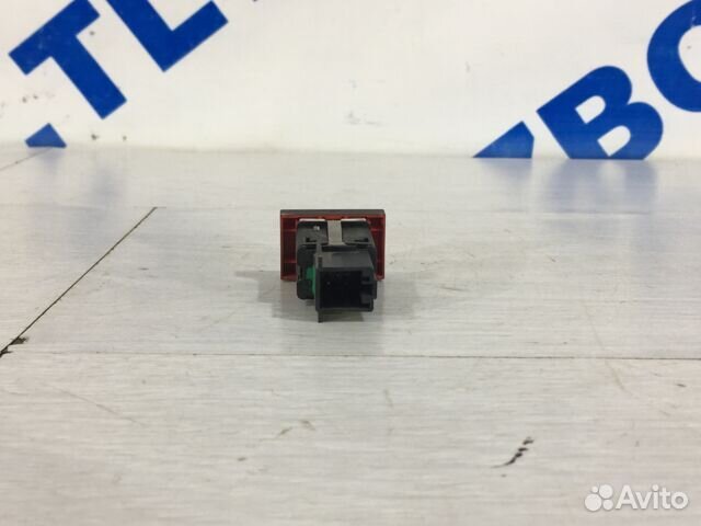 Кнопка аварийки volkswagen polo 5 1.6 мт седан