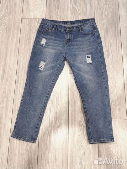 Джинсы широкие