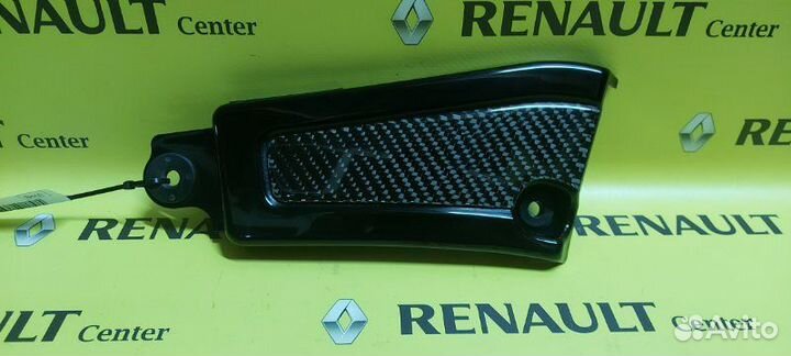 Накладка рамы правая Suzuki Vzr1800 Boulevard