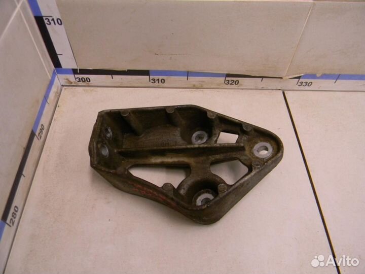 Кронштейн двигателя правый Nexia 1995-2016