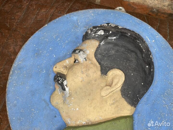 Сталин барельеф