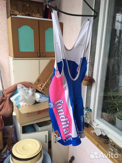 Велокуртка, Велотрусы велочулки и джерси велоформа