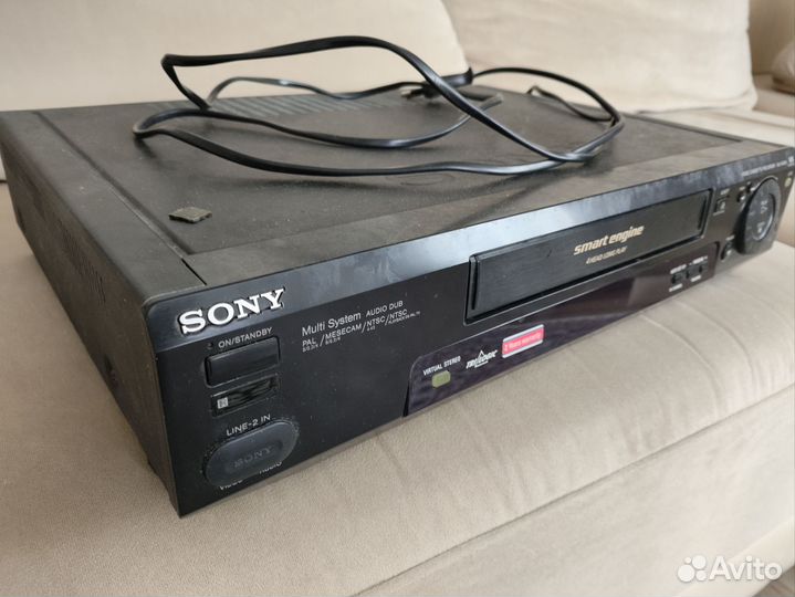 Видеомагнитофон sony