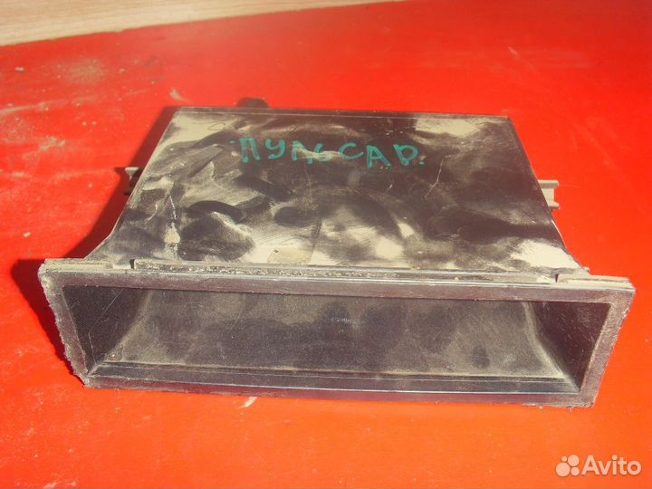 Ящик передней консоли 6847535F00 Nissan Pulsar N15