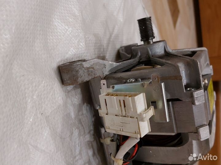 Электродвигатель для стиральной машины Индезит