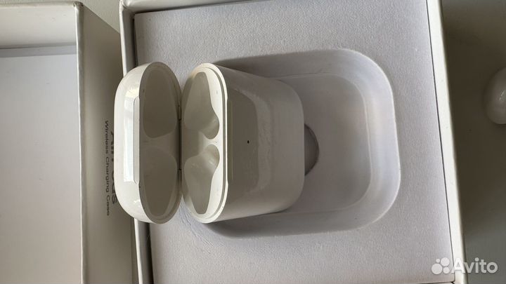 Беспроводные наушники apple airpods бу