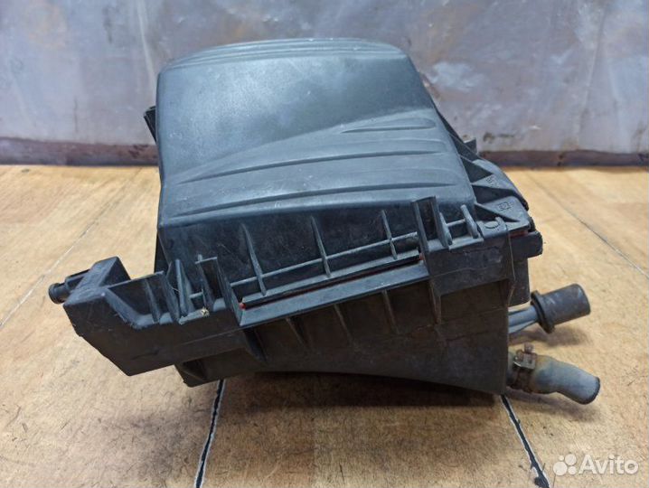 Корпус воздушного фильтра Opel Meriva A 2003-2010