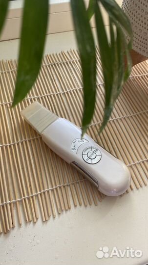 Прибор для ультразвуковой чистки лица