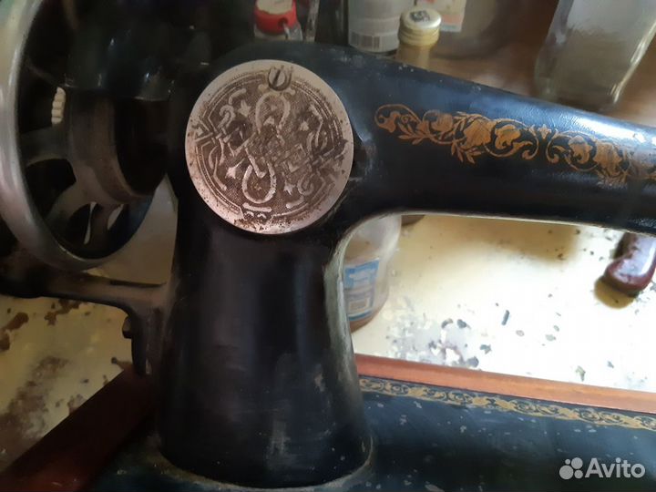 Швейная машина Singer