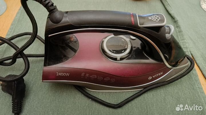 Утюг Vitek