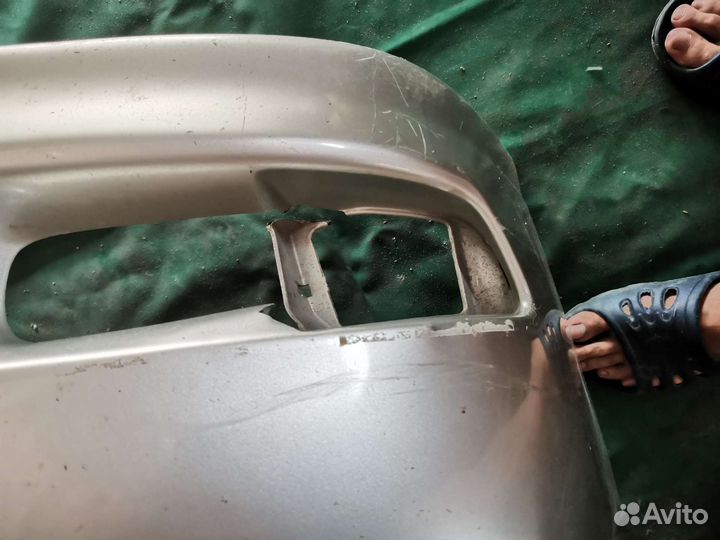 Бампер Toyota Mark 2