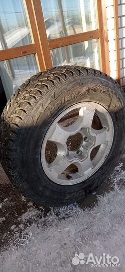 Hankook Winter I'Pike 235/75 R16 109T