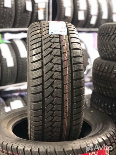 Sunfull SF982 235/40 R18 95H