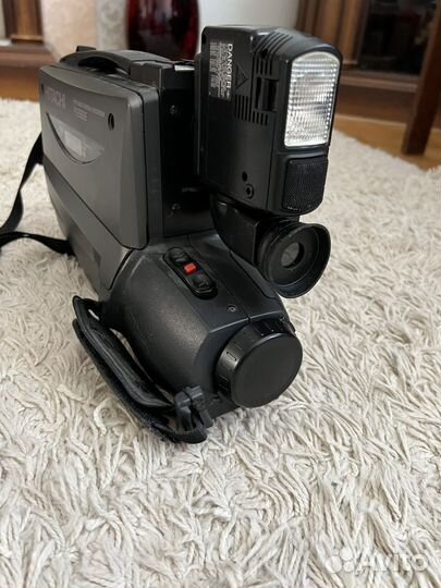 Видеокамера