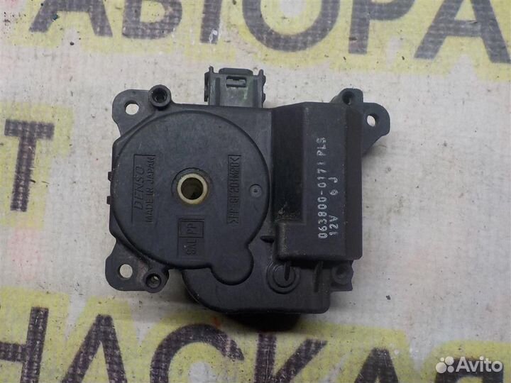 Моторчик заслонки печки Toyota Camry XV40 2006-20