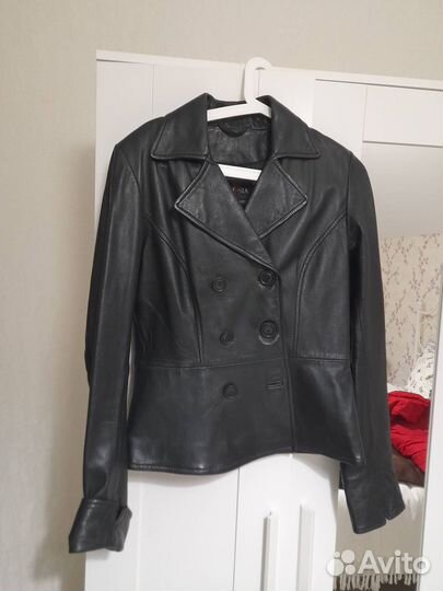 Куртка кожаная женская