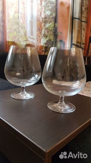 Коньячные бокалы