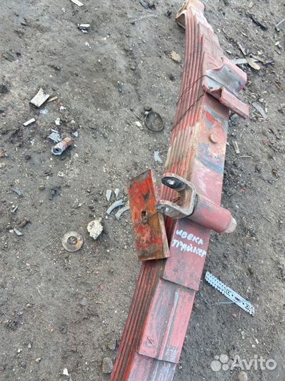 Передняя рессора. Iveco Eurotrakker 2005