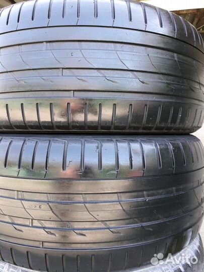 Nokian Tyres Hakka Black SUV 285/50 R20