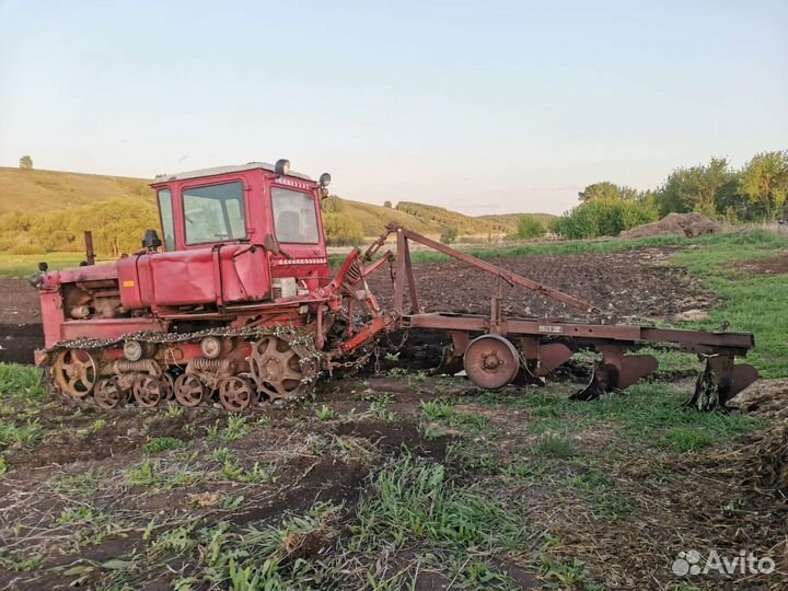 Трактор ВгТЗ ДТ-75, 1988