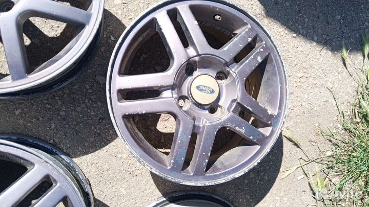 4 шт диски литые R 15 4x108 Ford