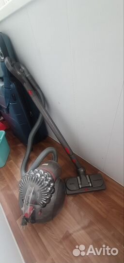 Пылесос Dyson