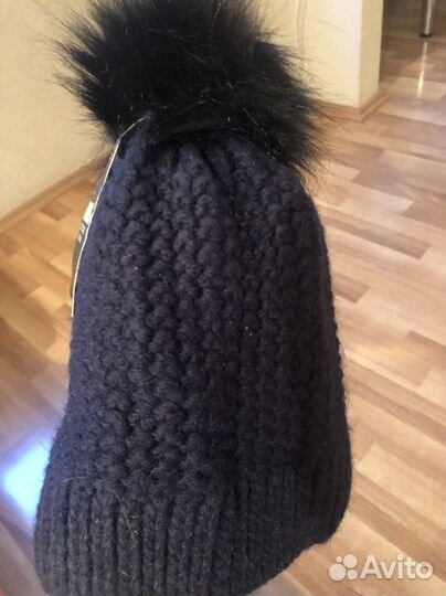 Шапки женские новые