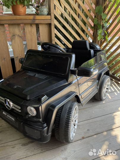 Детский электромобиль mercedes