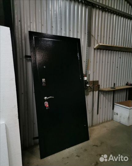 Дверь металлическая с терморазрывом