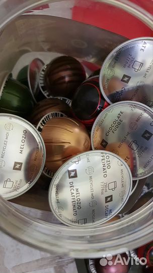 Кофемашина квпсульная Nespresso Vertuo Next