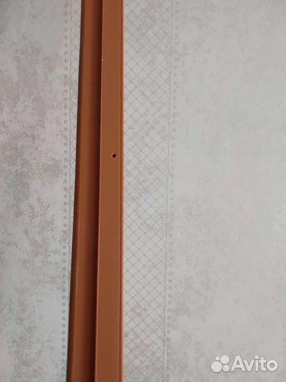 Нащельник для мебели