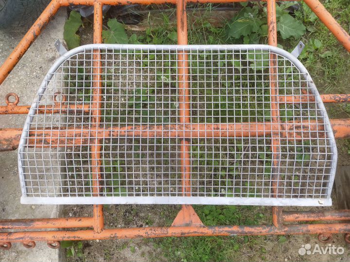 Перегородка для грузового отсека на Рено