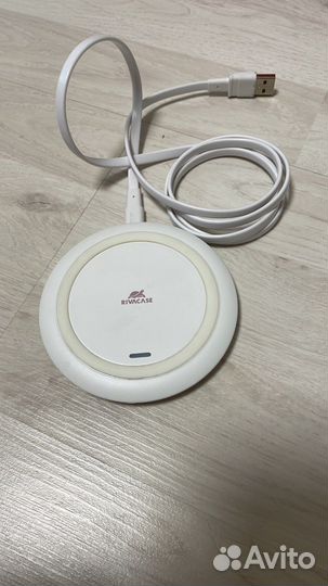 Беспроводная зарядка для iPhone