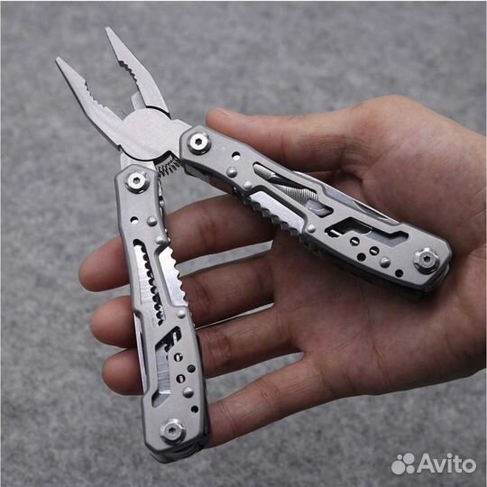 Мультитул Jeep