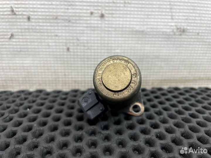 Клапан рулевой рейки Mercedes-Benz E-Class W211