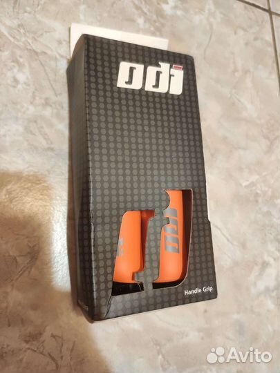 Грипсы odi для ведосипеда