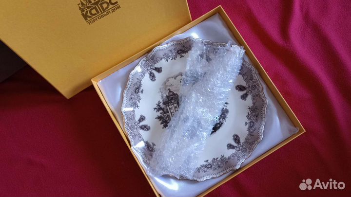 Блюдо, тортница с лопаткой