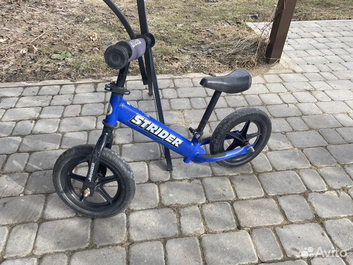 Беговел strider 12 classic