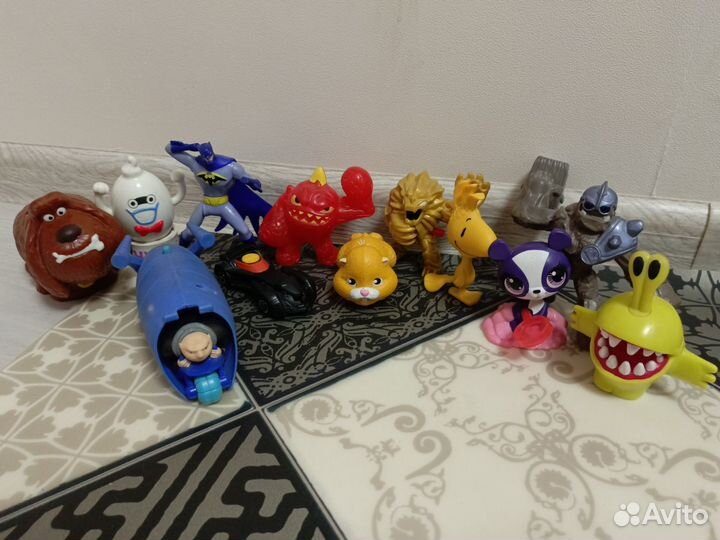 Игрушки из макдональдса разные