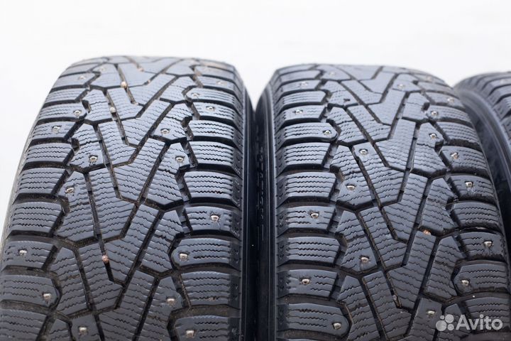 Pirelli Ice Zero 215/65 R17 103T