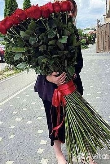 Высокие Розы с Доставкой