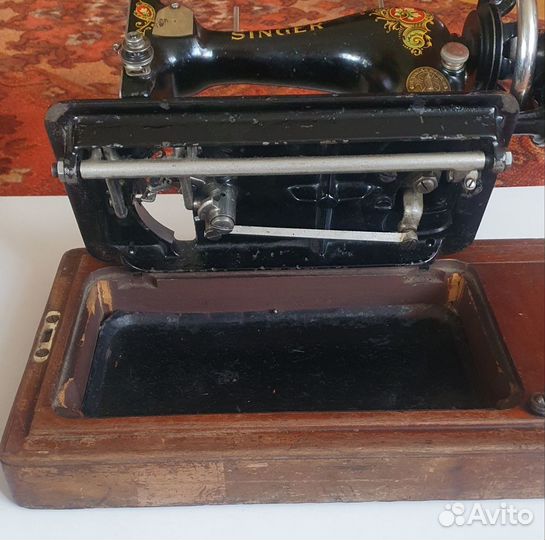 Швейная машинка зингер ручная на запчасти